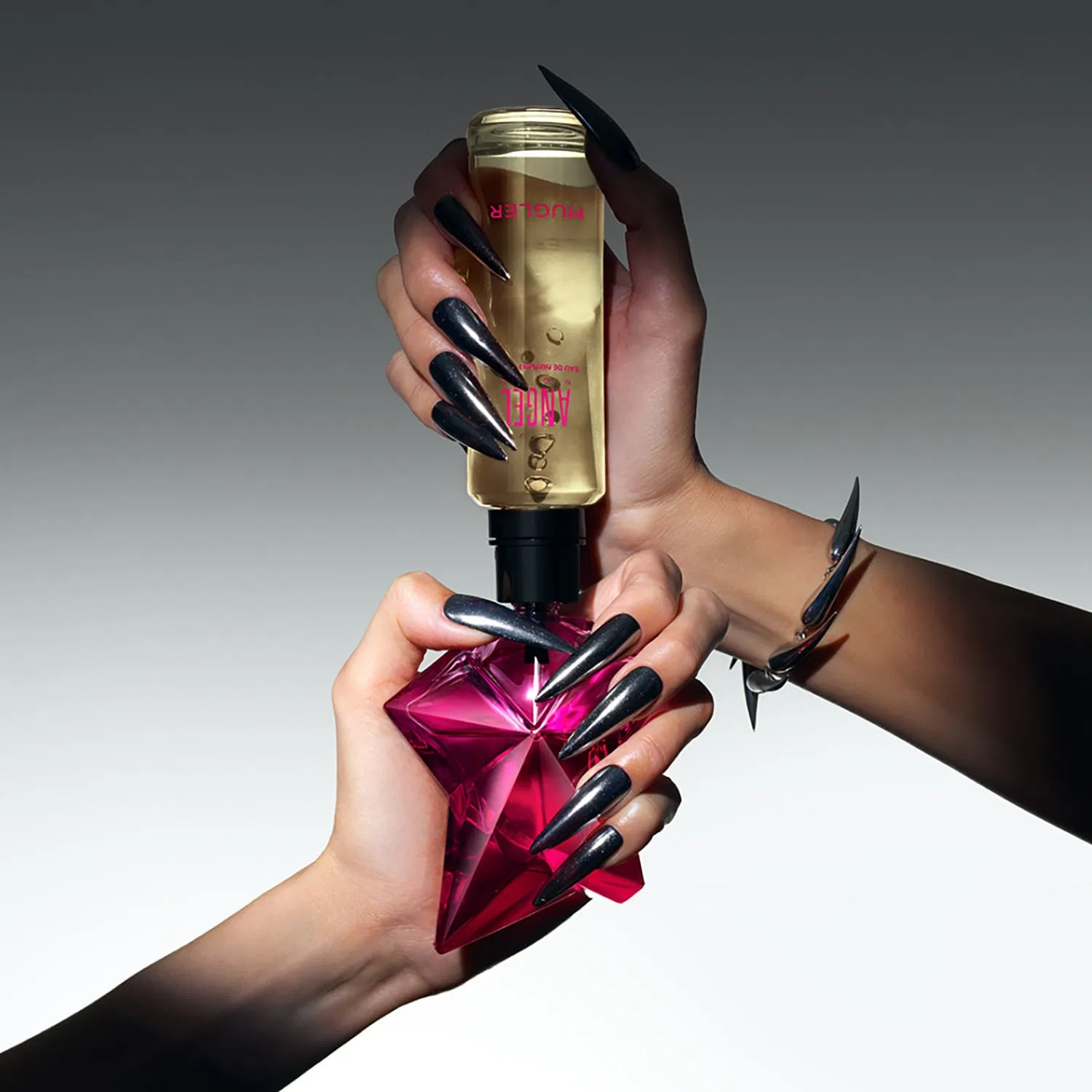 Парфюмерная вода 50 мл фруктово-цветочная MUGLER Angel Nova, Pink — фото 3
