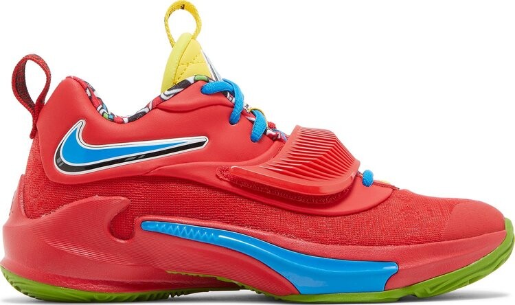 

Кроссовки Nike UNO x Zoom Freak 3 SE GS '50th Anniversary - Red', красный