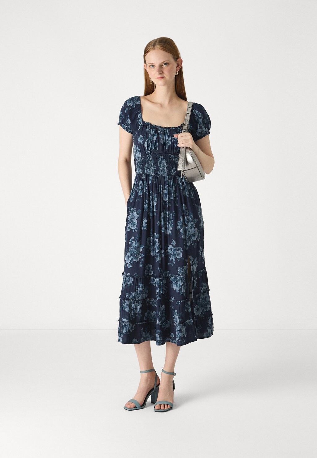 

Повседневное платье SAIDIE Hollister Co., темно-синий