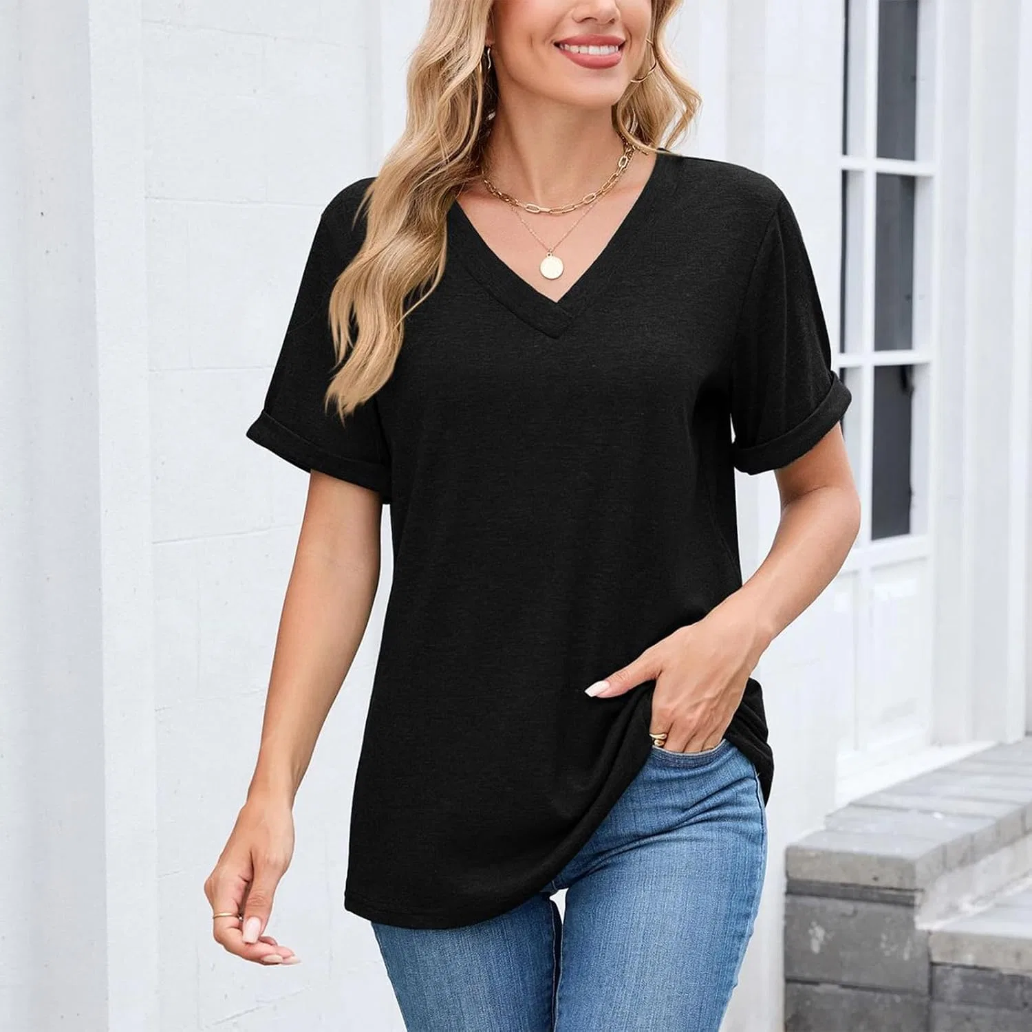 Женская футболка с V-образным вырезом и коротким рукавом Loose Fit, Black — фото 2