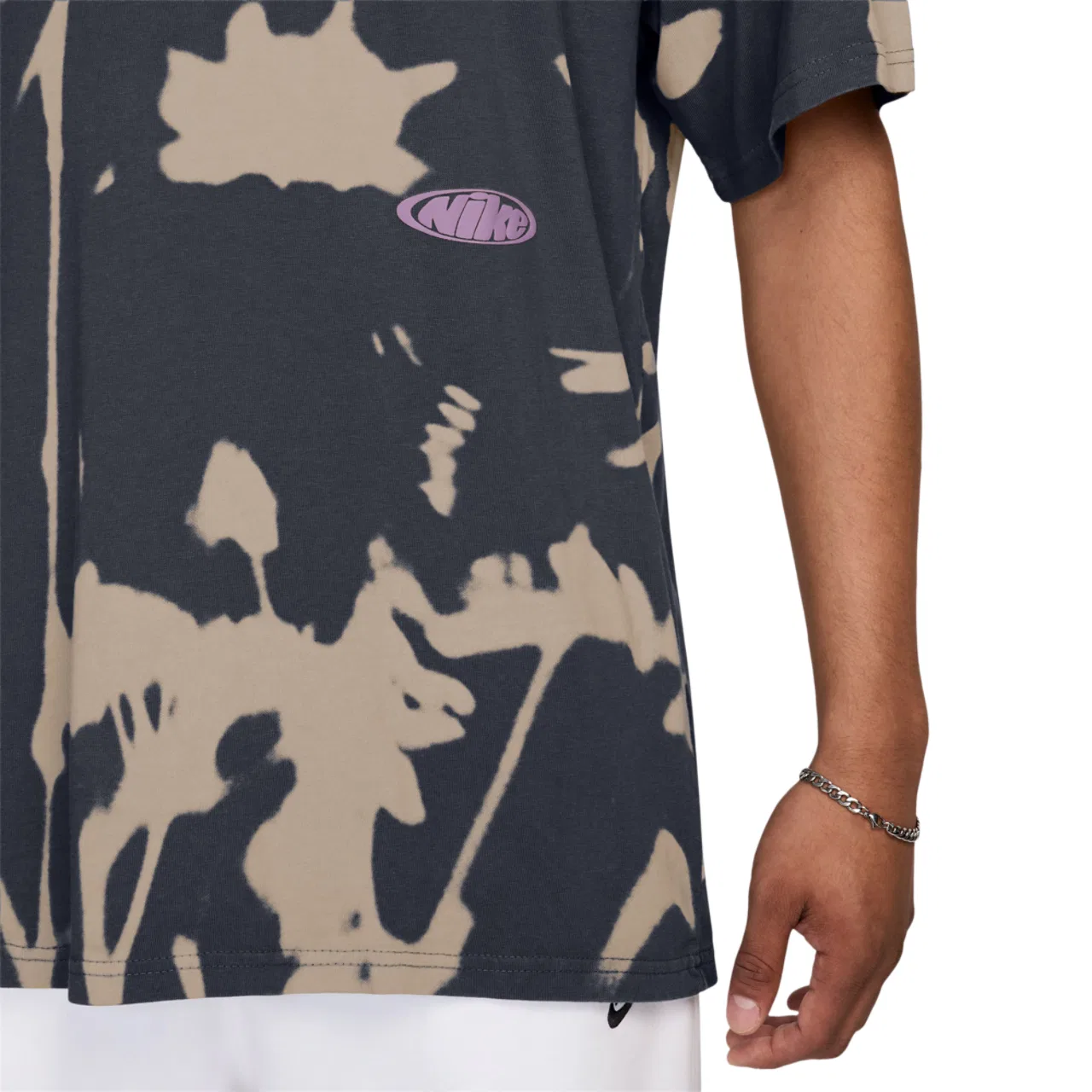 Мужская футболка Floral Loose Edition Nike, серый/бежевый — фото 3