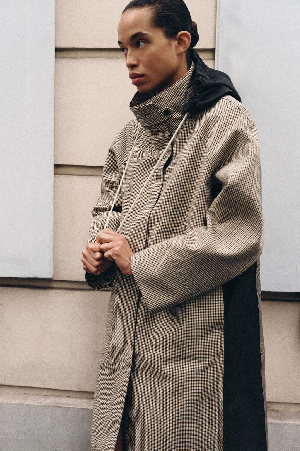 Тренч Zara длинный в клетку, коричневый/белый — фото 4