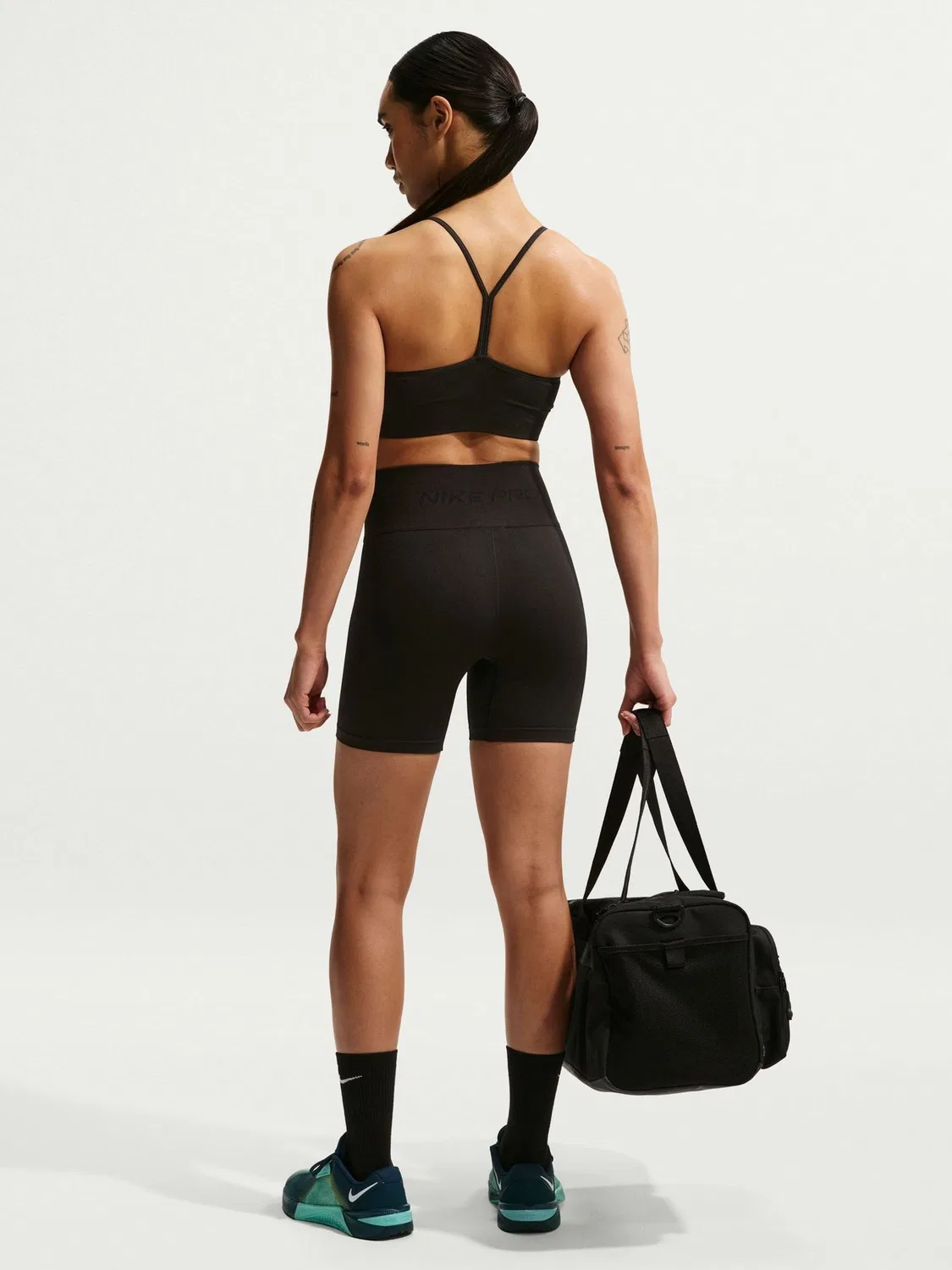 Велосипедки Nike Pro Seamless Dri-FIT High-Waisted, черный — фото 2