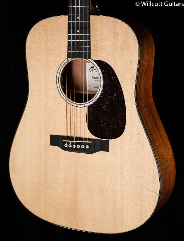 

Martin D-10E Satin Sitka Sapele (874)