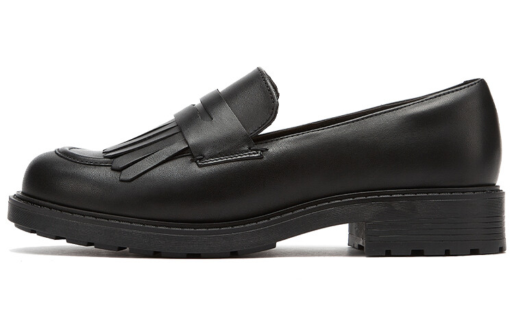 Туфли на платформе женские низкие черные Clarks