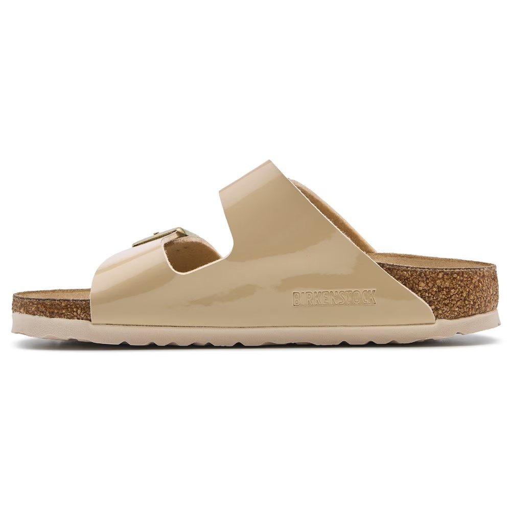 Сандалии со стелькой Arizona Birkenstock, цвет sand patent — фото 3
