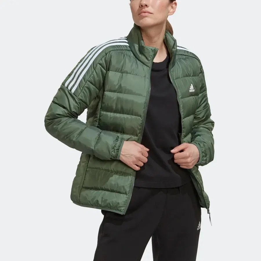 Женская куртка-пуховик с капюшоном Essentials Down adidas, Зеленый
