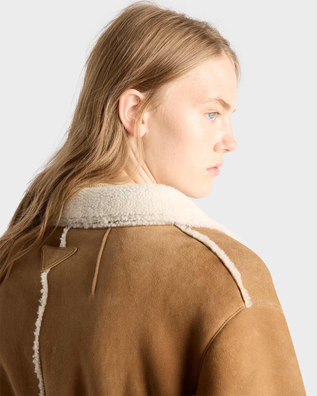 Дубленка классического кроя Prada, коричневый — фото 4