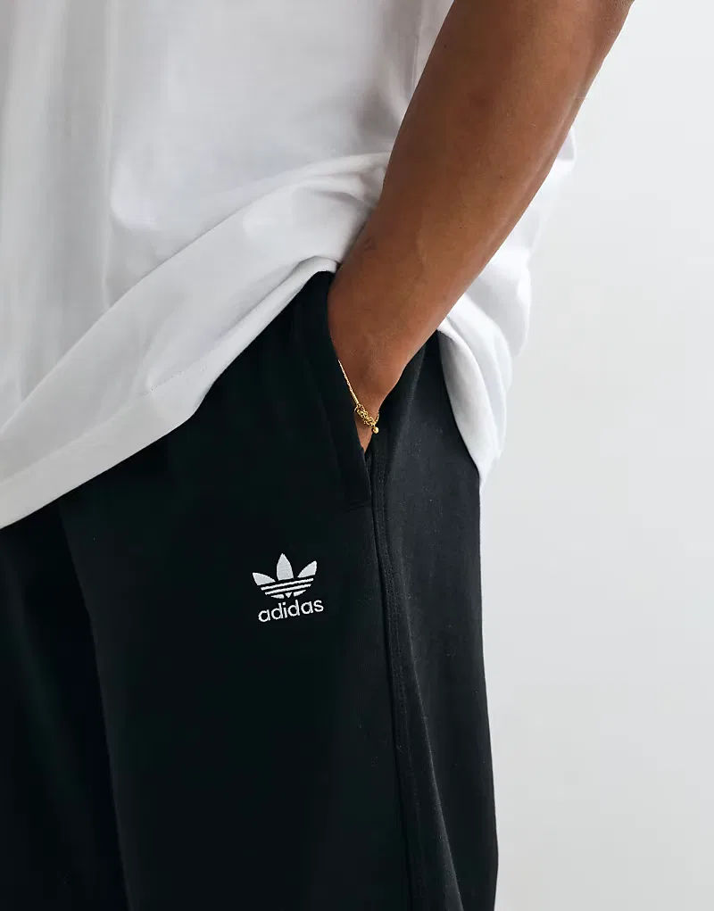 Спортивные брюки Adidas Originals Essential с открытой пяткой, черный — фото 3