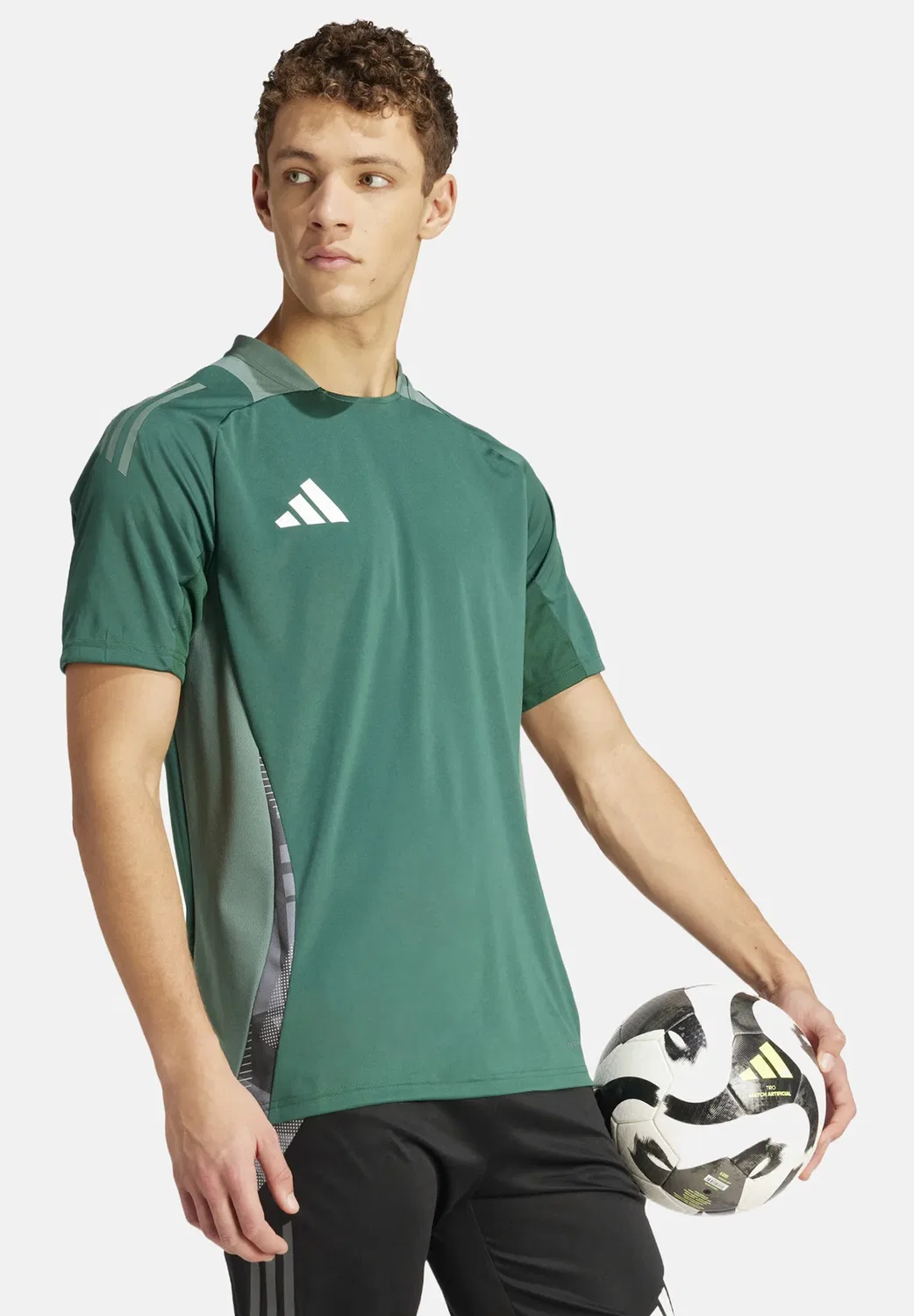 Футбольный мяч - командный вид спорта/// - футбольная майка Adidas Performance, Gruen