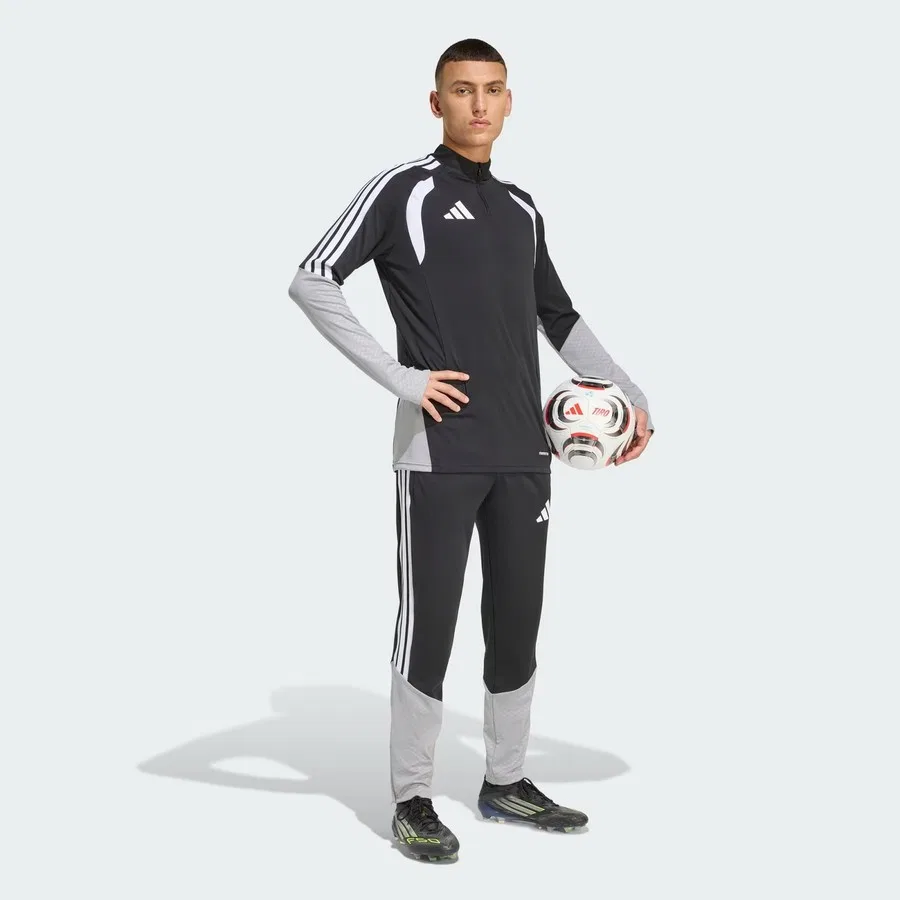 Спортивные брюки с зауженным кроем Tiro 26 Competition adidas, Черный — фото 3