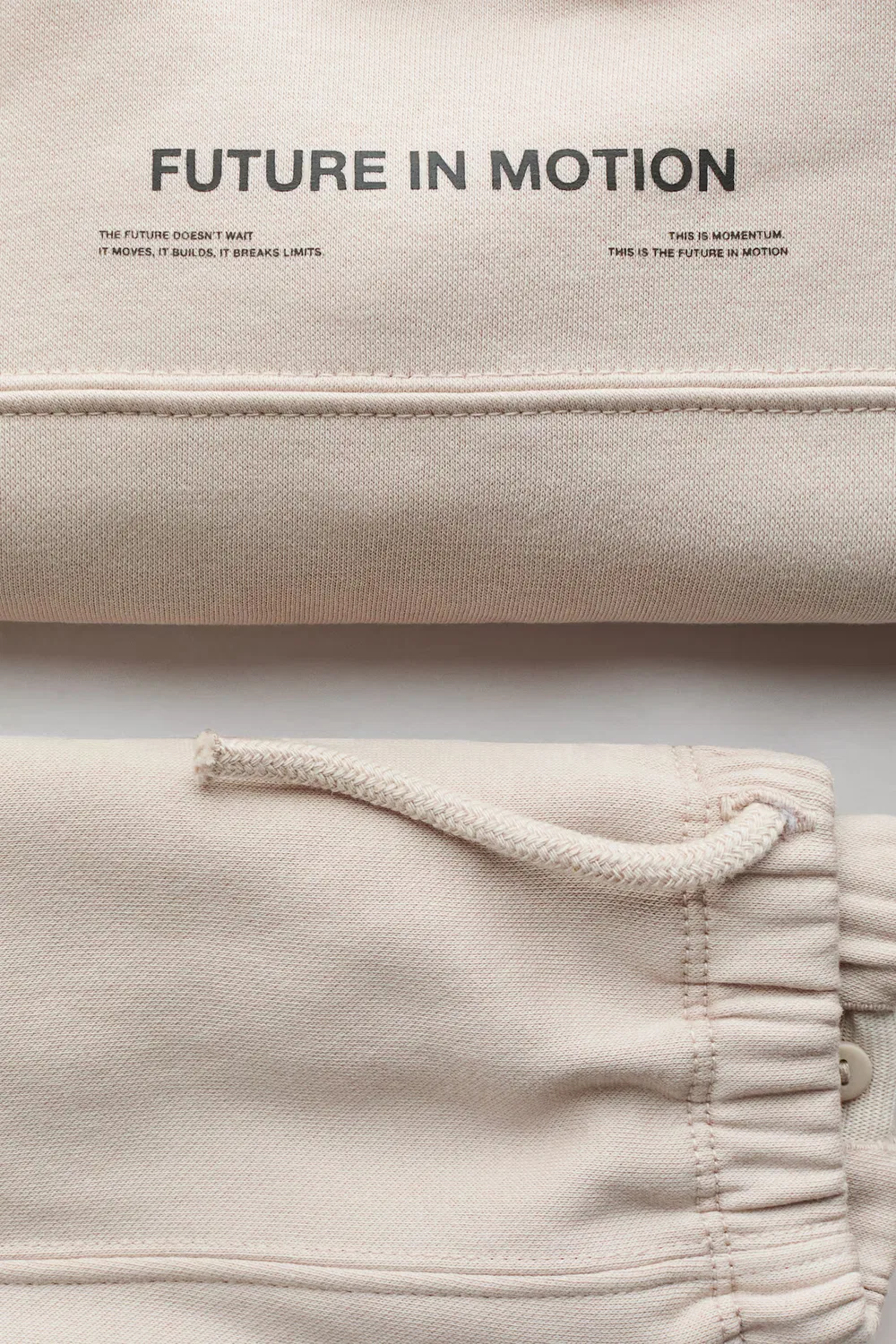 Комплект из двух толстовок H&M, Light Beige/Future In Motion — фото 2