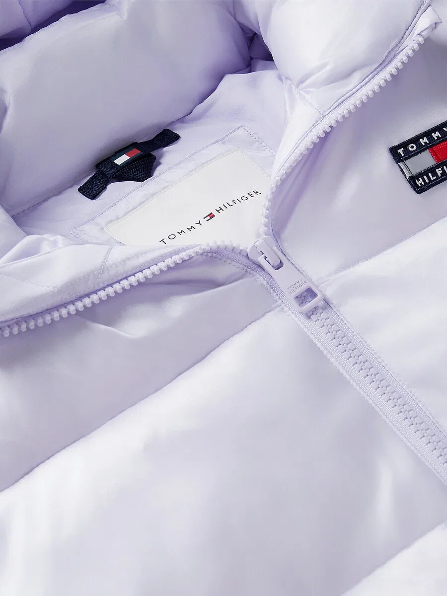Зимняя куртка TOMMY HILFIGER 'Heritage' светло-фиолетового цвета — фото 4