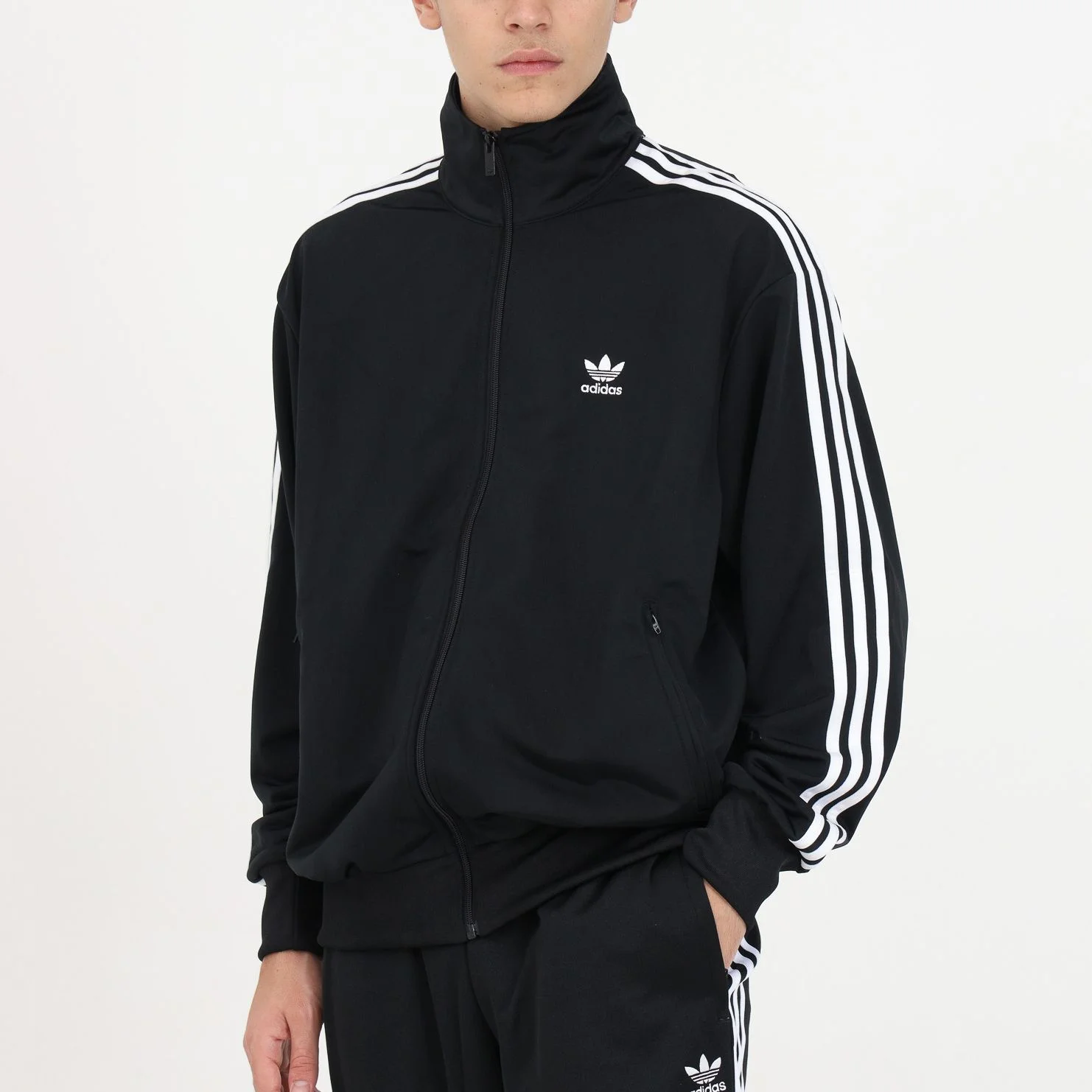 Куртка Adidas Originals Adicolor Classics Firebird, черный/белый
