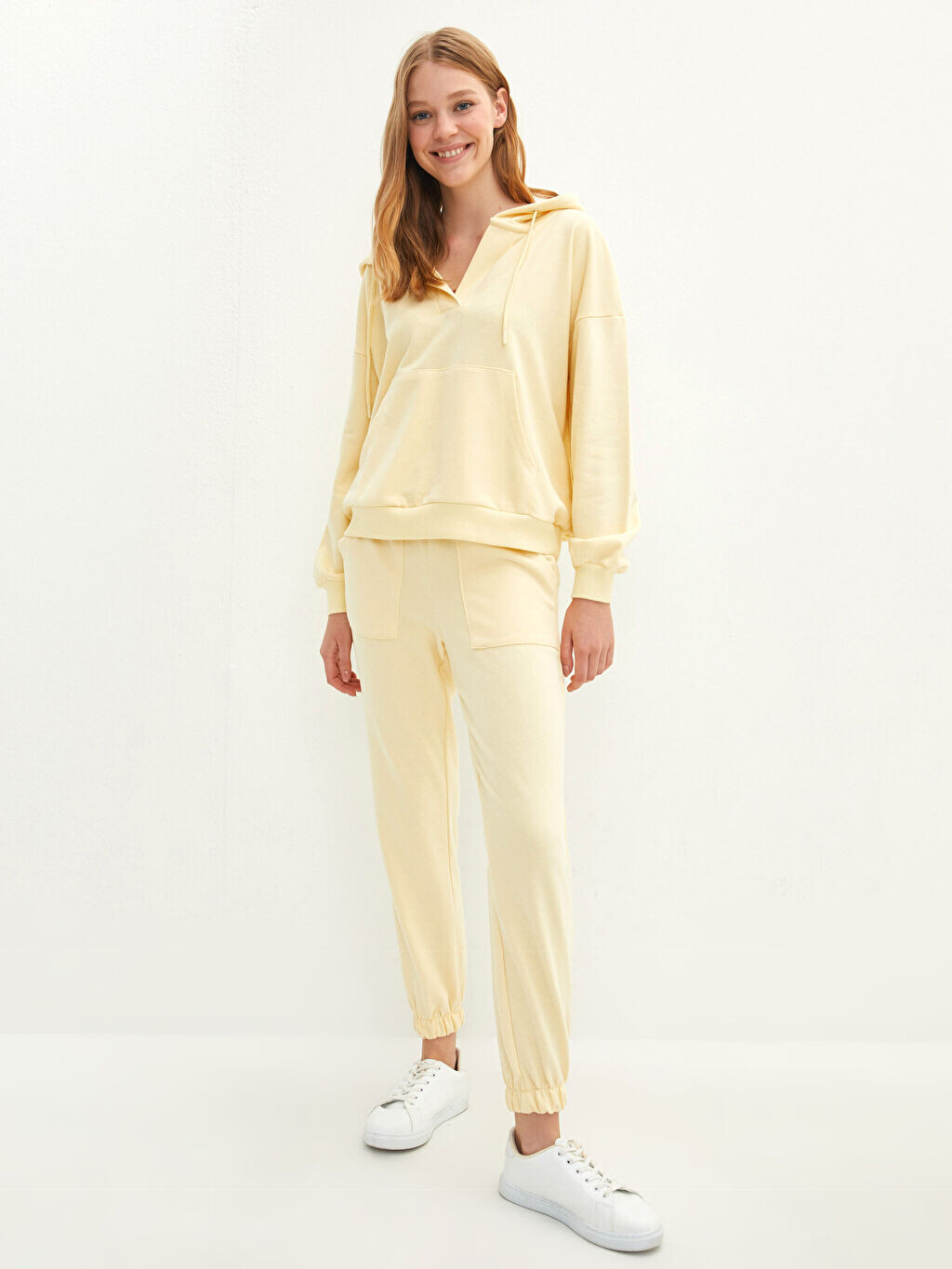 

Женские спортивные штаны с карманом на резинке на талии и деталями LCW Casual, Оранжевый, Женские спортивные штаны с карманом на резинке на талии и деталями LCW Casual