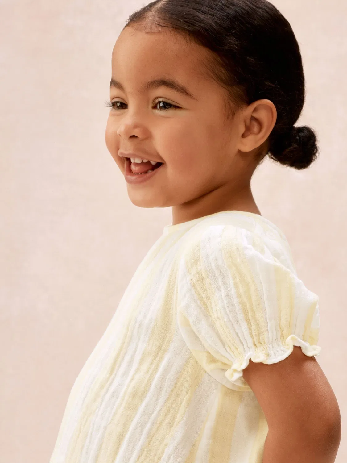 Комплект из топа и шорт с фактурным хлопком The White Company, желтый — фото 3