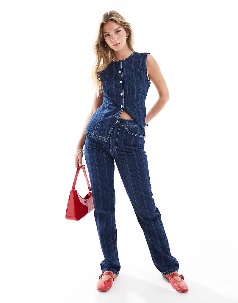 

Прямые джинсы 90-х в синюю полоску ASOS DESIGN