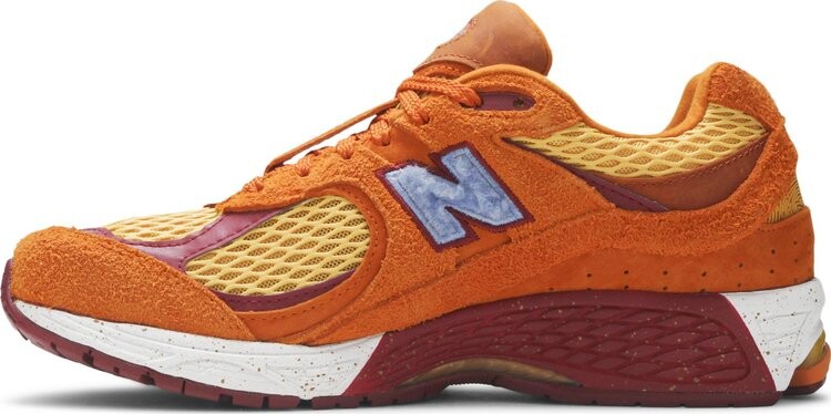 Кроссовки New Balance Salehe Bembury x 2002R 'Peace Be The Journey', оранжевый — фото 4