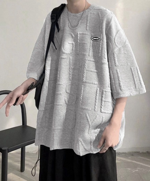 

Мужская футболка, рельефный логотип, корейский стиль AsaAura, серый