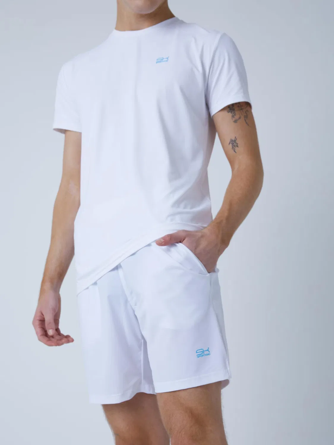 Спортивные шорты Sportkind Regular Workout Pants Shorts regular белого цвета