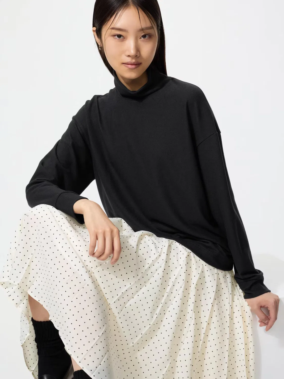 Футболка из трикотажа Uniqlo, утепленная, черная