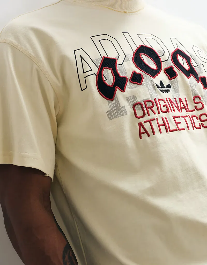 Спортивная футболка Adidas Originals слоновой кости — фото 2