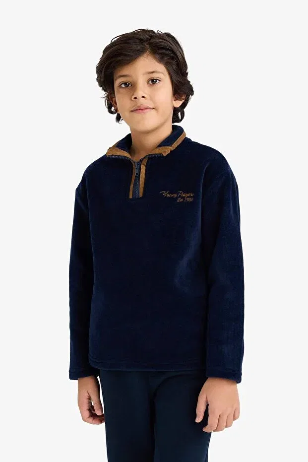 Детская толстовка для мальчиков с вышивкой Half turtleneck zipper embroidered soft fleece inside sweatshirt for boys g3670a825cw Defacto, Navy Blue-Nv256 — фото 3