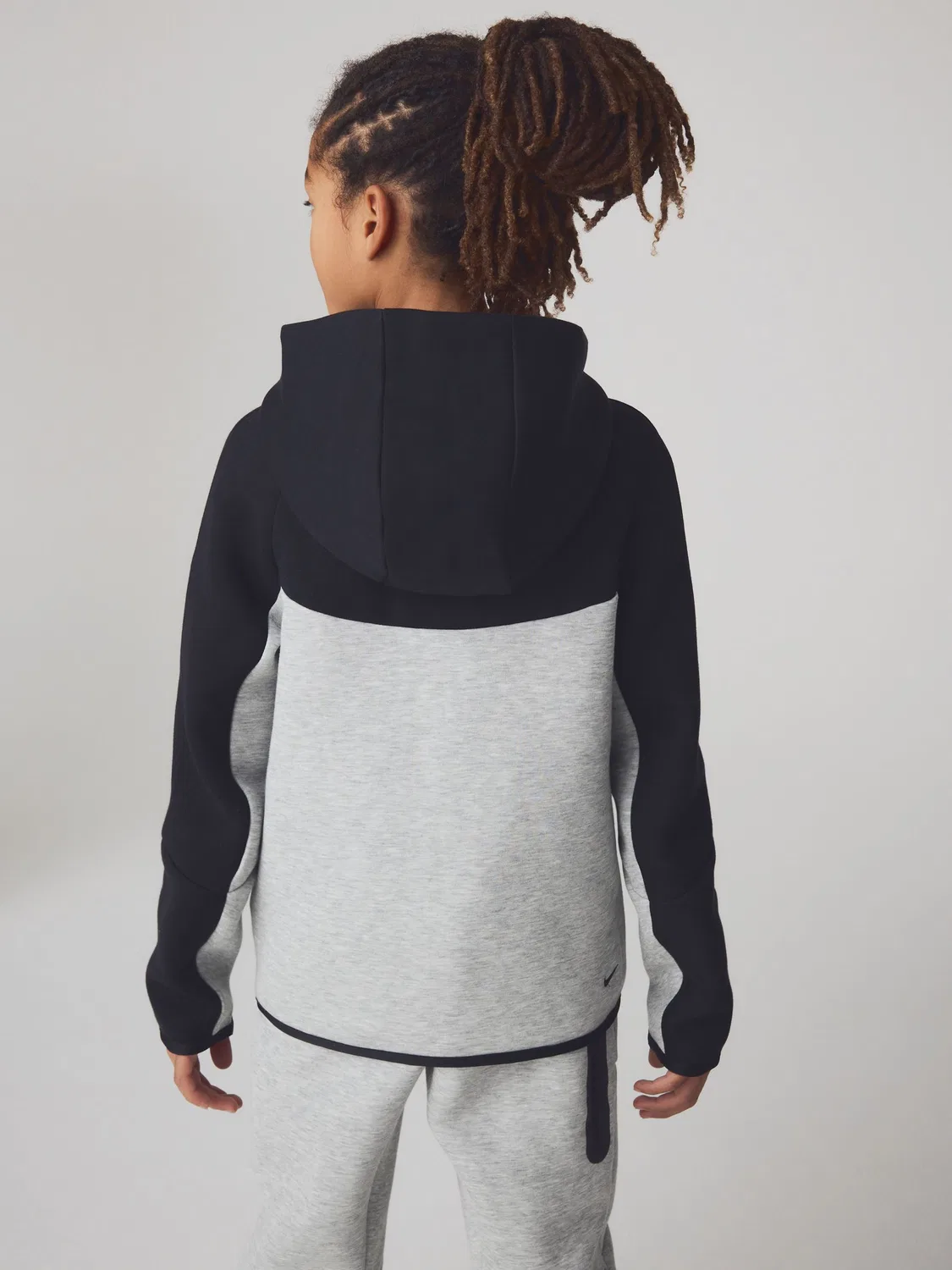 Толстовка на молнии Tech Fleece Nike, черный/серый — фото 2