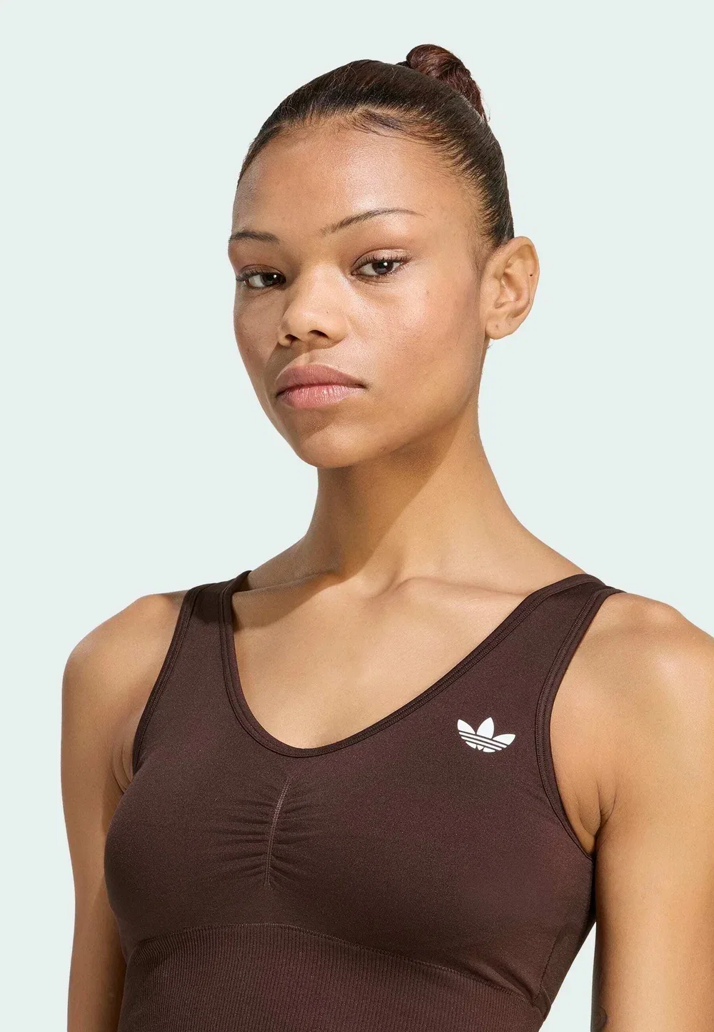 Бесшовный бюстгальтер-топ Essentials Adidas Originals, Aurora Coffee — фото 4