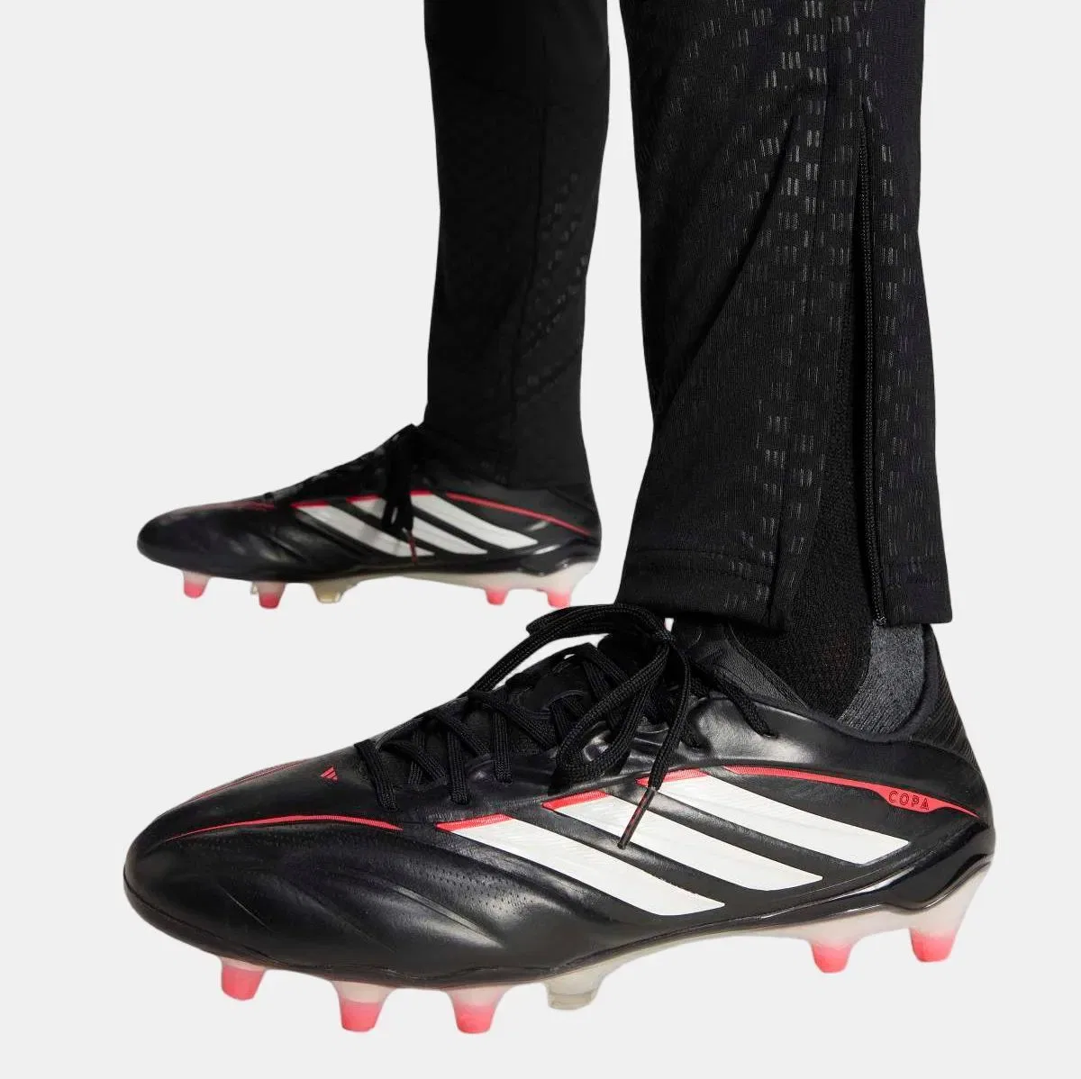 Детские спортивные штаны для мальчиков Training Manchester United FC 2026-2027 adidas, Negro — фото 4