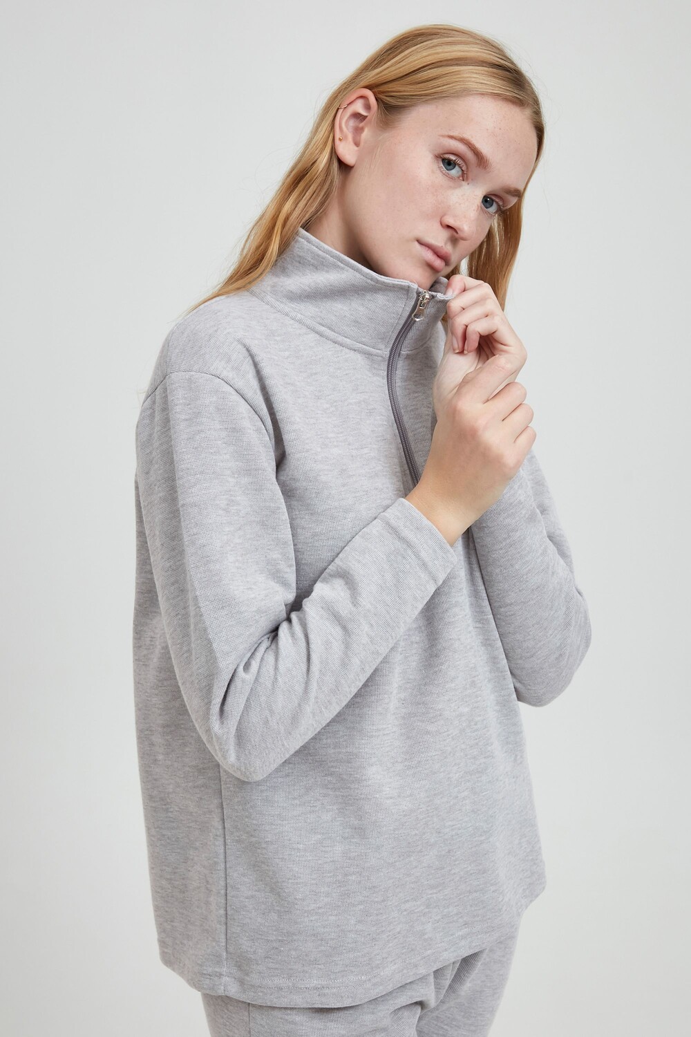 

Свитер b.young Troyer BYTRUNA SWEAT 2 20811136, серый