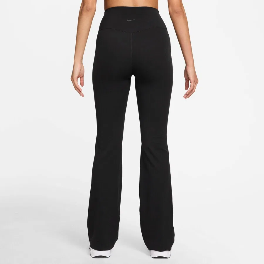 Леггинсы NIKE Flared Leggings 'ZENVY' черного цвета — фото 4