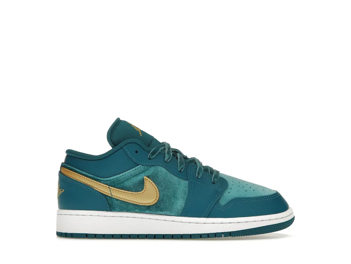 Детские кроссовки Lifestyle Geode Teal Metallic Gold Jordan 1 Low SE Jordan, Geode Teal Metallic Gold