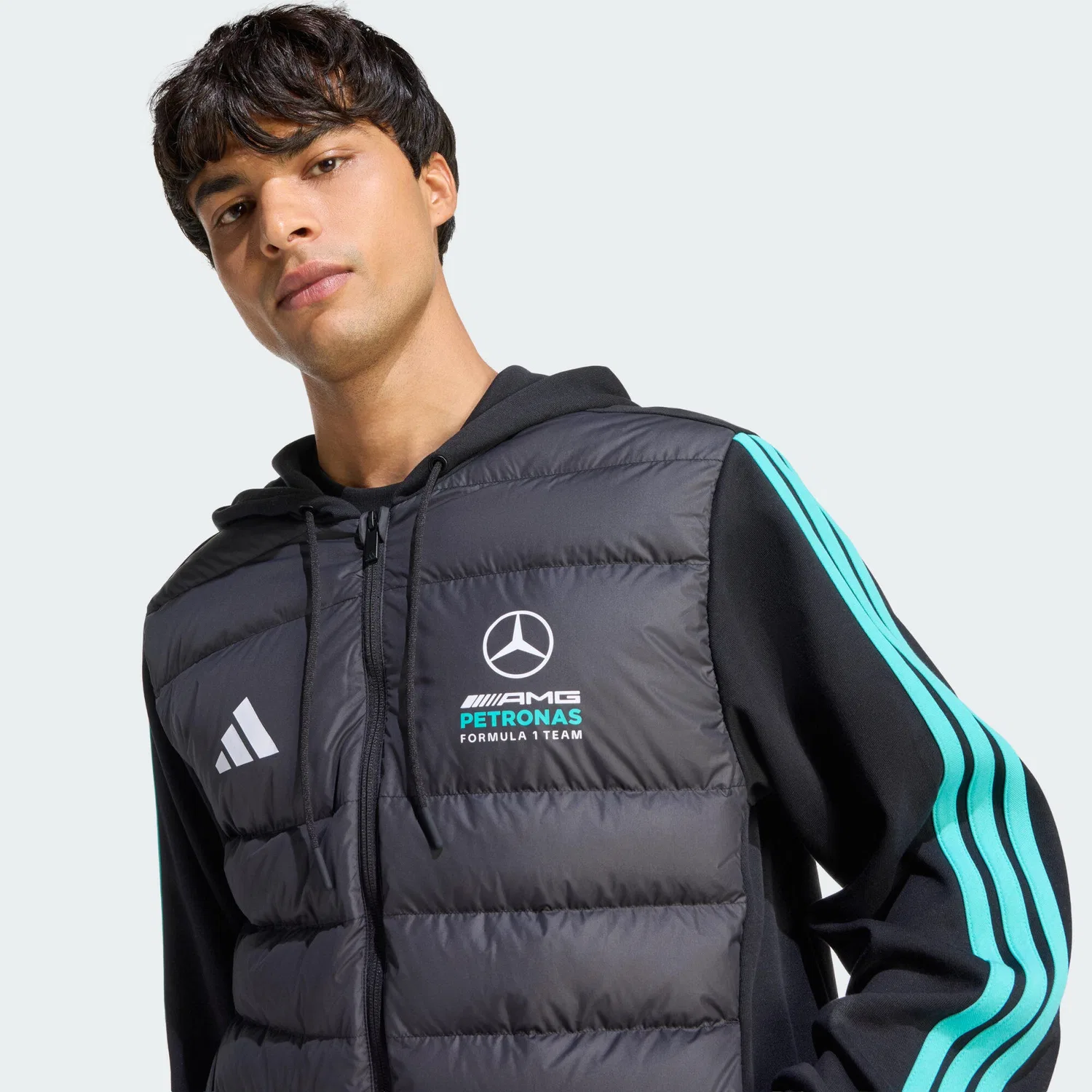 Мужская утепленная куртка-пуховик Mercedes-AMG Petronas Formula 1 Team DNA Puffer Jacke Adidas, Schwarz Turkis — фото 4