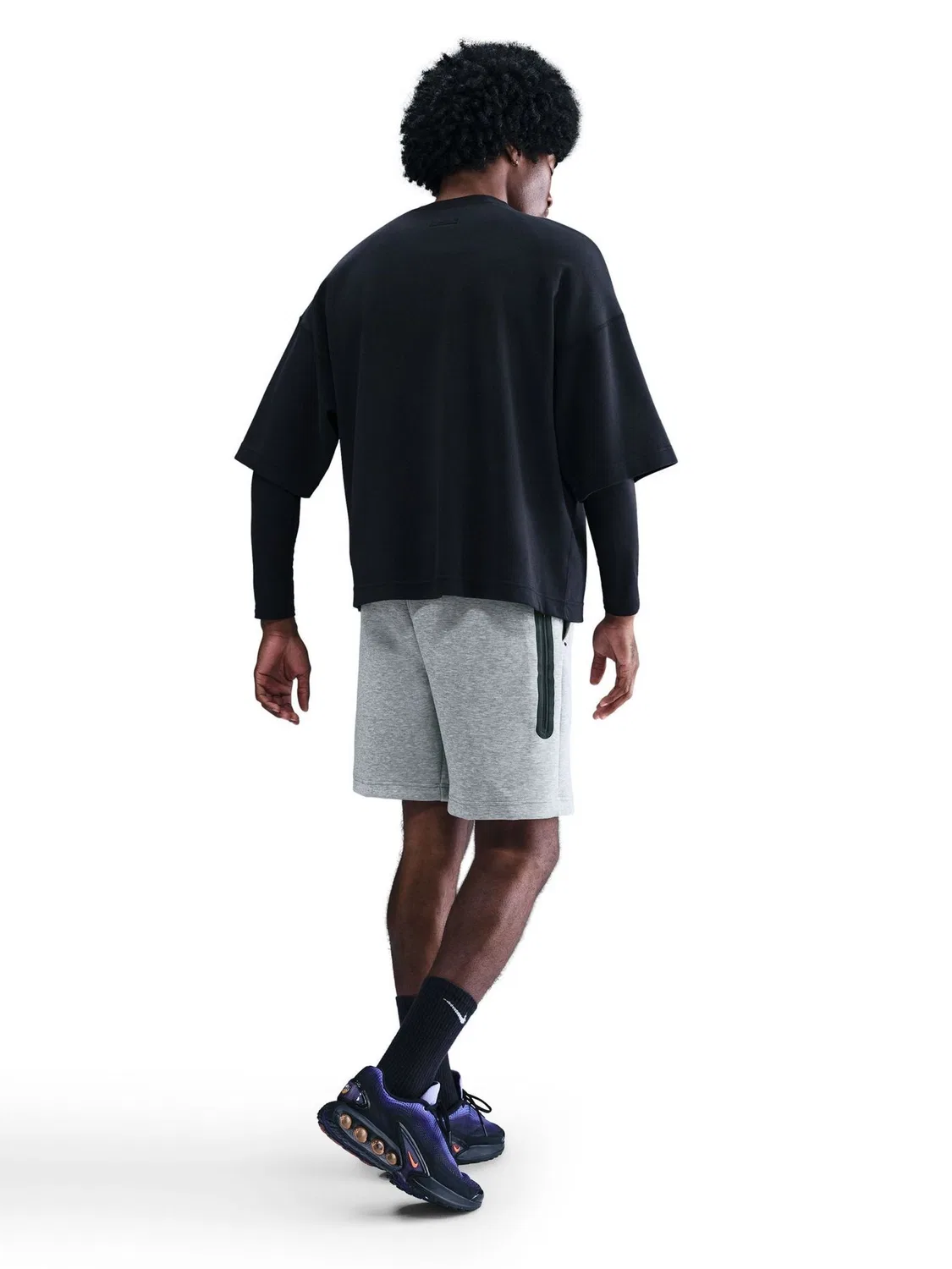Черные флисовые шорты Nike Dark Tech — фото 2
