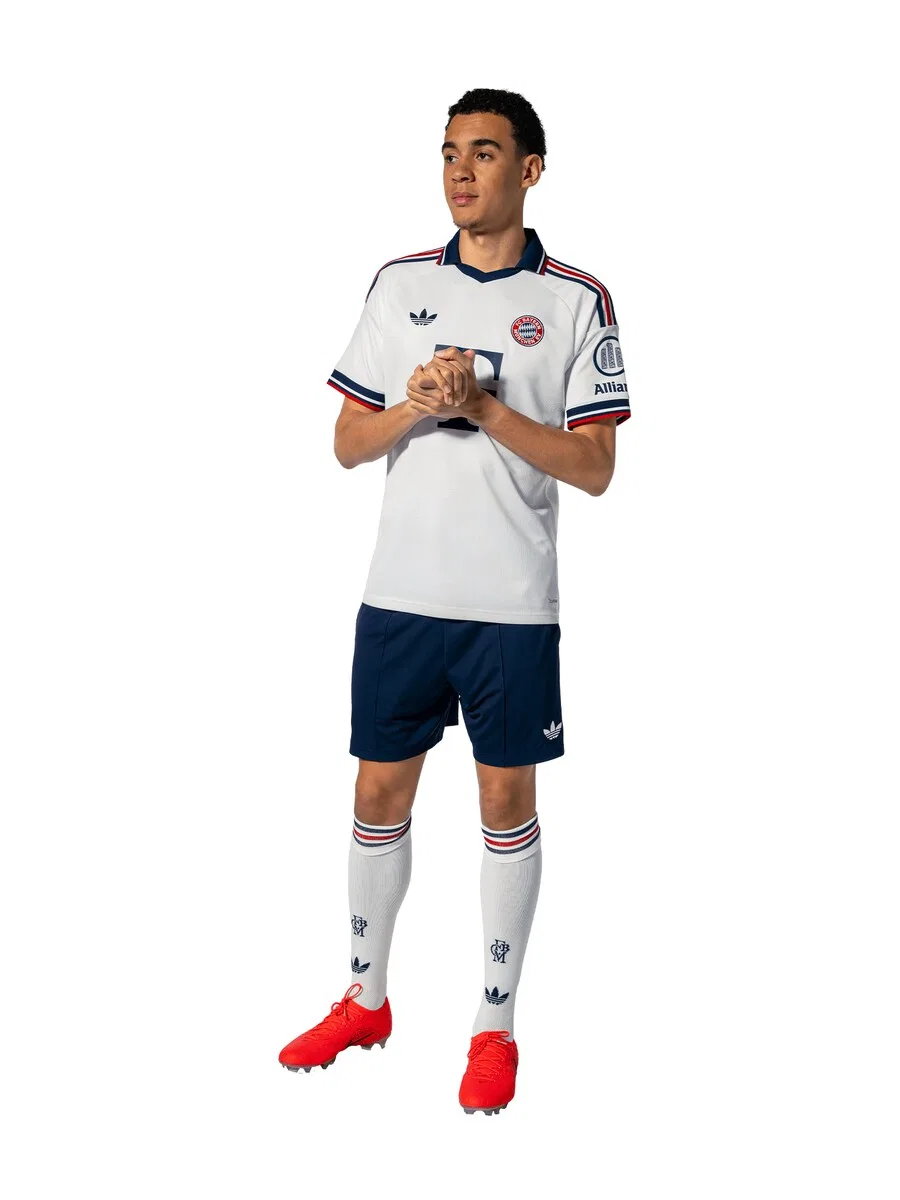 Спортивные шорты ADIDAS ORIGINALS Slim fit 'FC Bayern Munchen 26-27' темно-синего цвета — фото 4