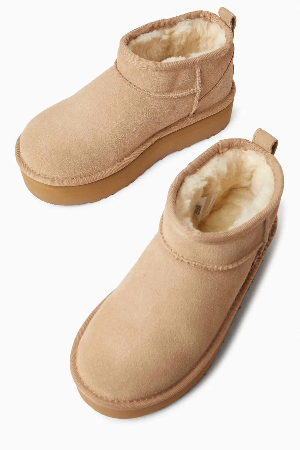 Ботинки на платформе из замши Classic Ultra Mini UGG, нейтральный — фото 3