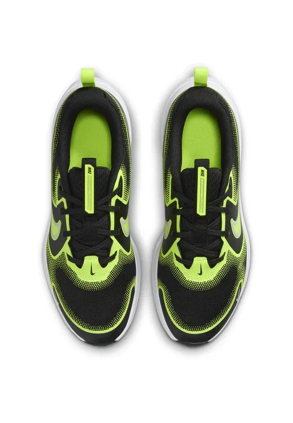 Кроссовки с защитой от холода Cosmic Runner Nike Performance, Volt, Wolf Grey, черный/серый — фото 3