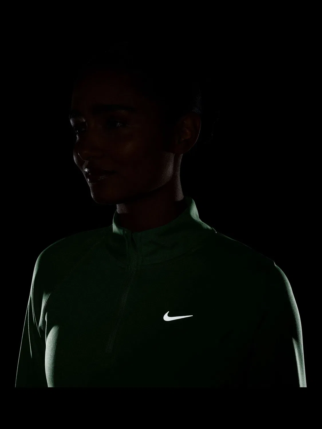 Беговая куртка Nike Illusion Green Tempo Swoosh Run Dri-FIT, дымчато-зеленый — фото 4