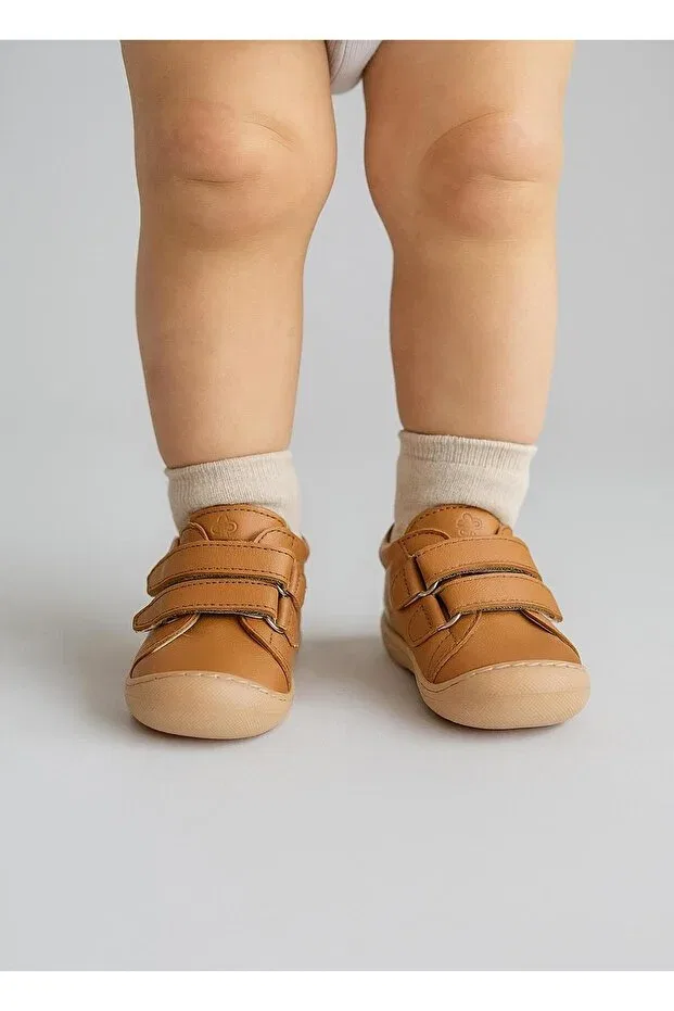 Детские туфли для мальчиков кожаные Pebby first step shoes Kitikate, Brown