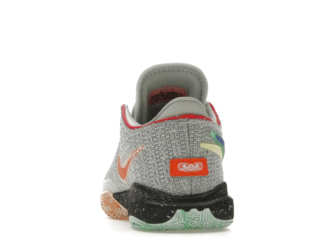 Детские кроссовки для баскетбола Nike LeBron 20 Nike, Light Silver/Hyper Royal-Lemon Chiffon-Safety Orange — фото 4