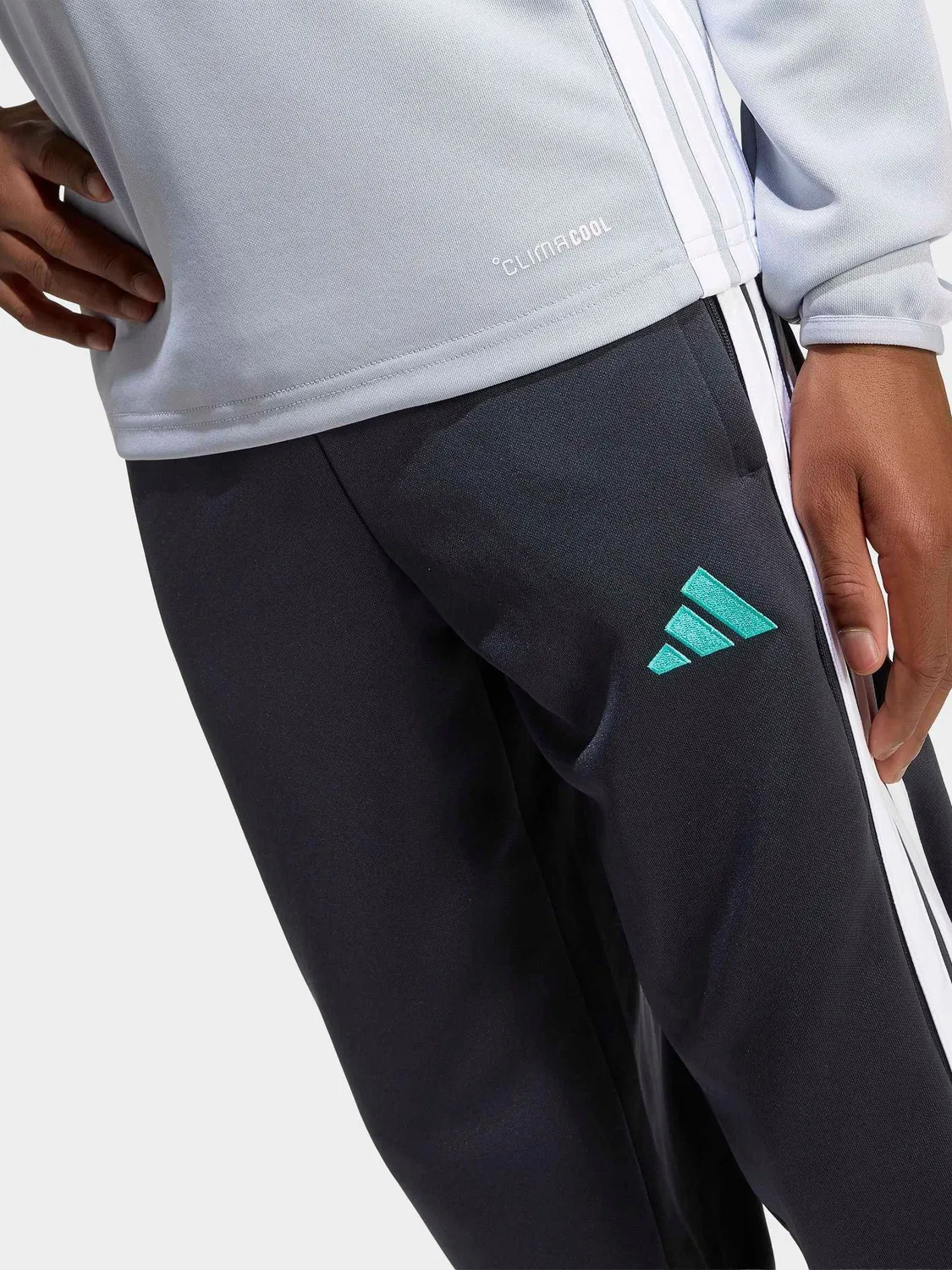 Тренировочная футболка с длинным рукавом Tiro 26 Essentials adidas, серый — фото 4