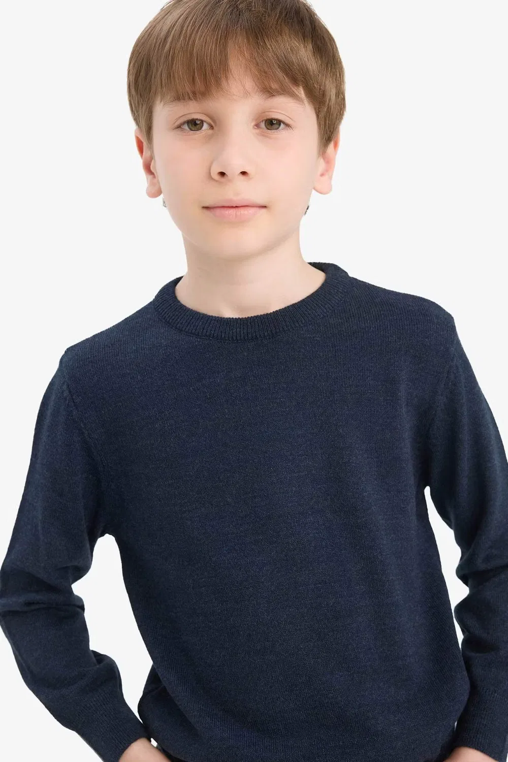 Пуловер трикотажный с круглым вым вырезом Defacto, темно-синий