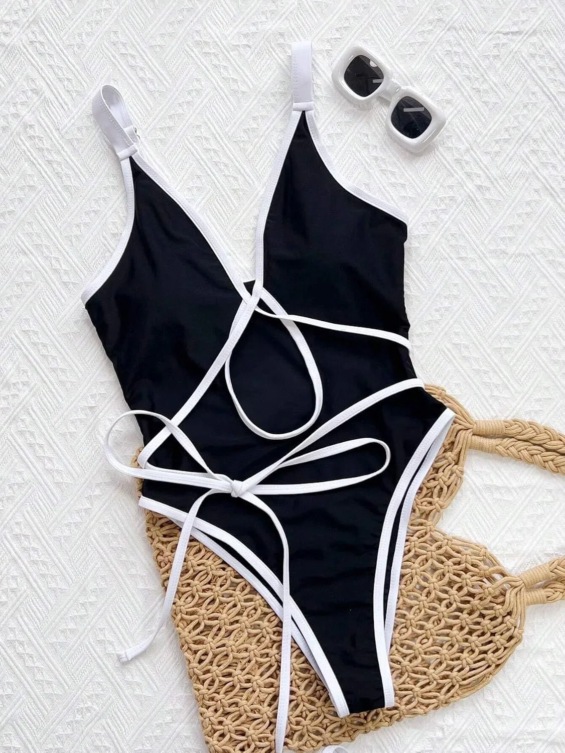 Женский цельный купальник с кросс-кросс вырезом Monokini, Black/White — фото 3