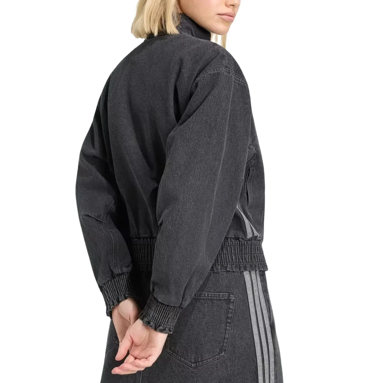 Женская куртка Stadium Washed Denim Loose Fit Jacket Asia Sizing 'Black' adidas, черный — фото 3