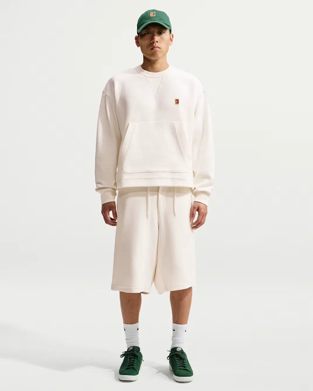 Мужская толстовка с круглым вырезом из французского трикотажа Nike Club Rules, Sail/Black — фото 4