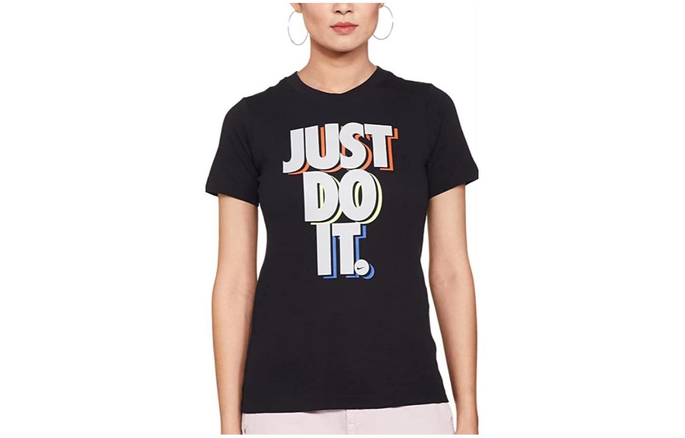 

Футболка женская черная Nike
