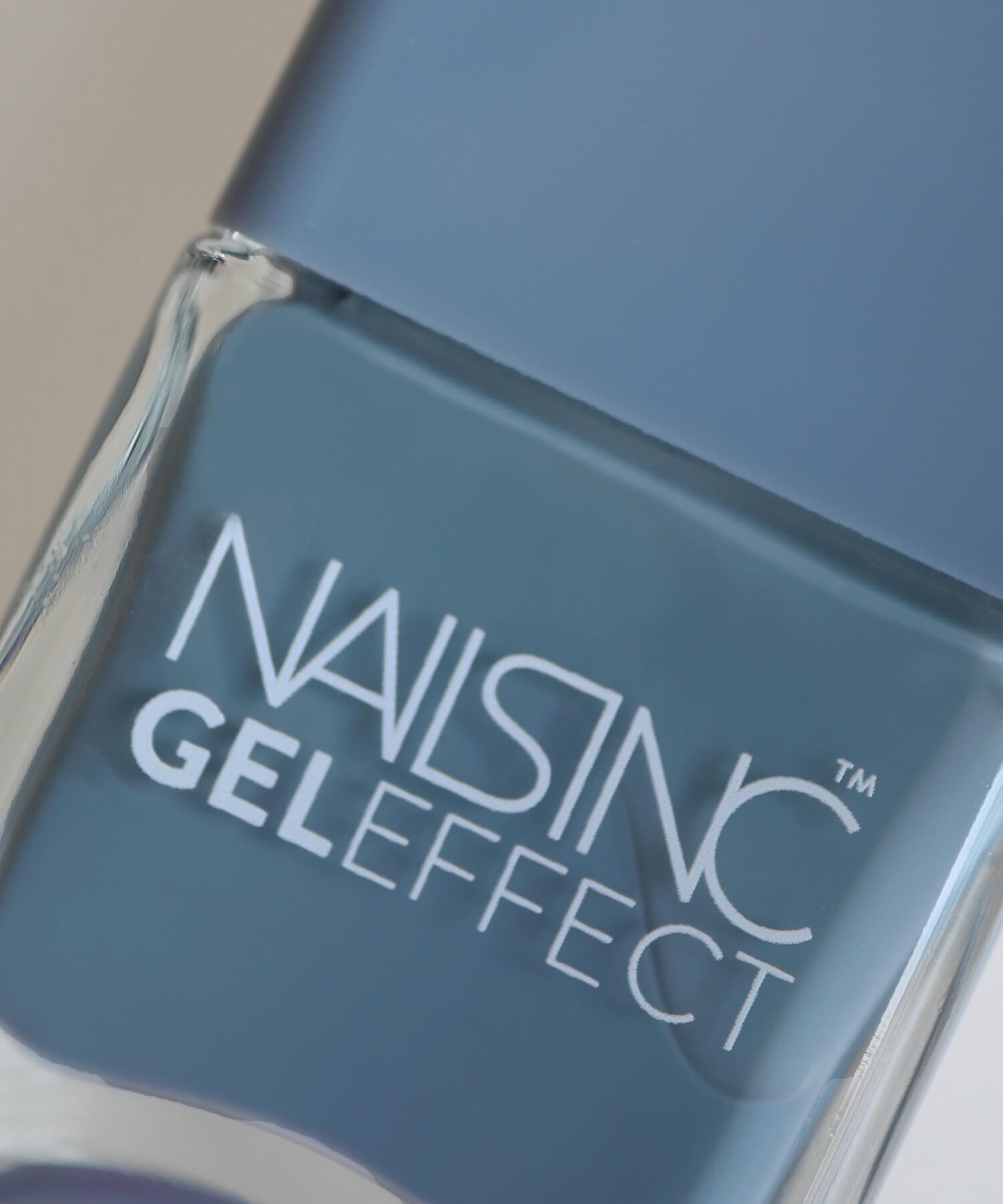 Лак для ногтей GELEFFECT Gloucester Cresent Nails Inc, Grayish blue — фото 4