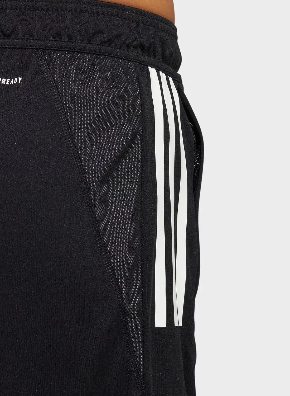 Шорты тренировочные с сетчатыми вставками Tiro 23 Adidas — фото 4
