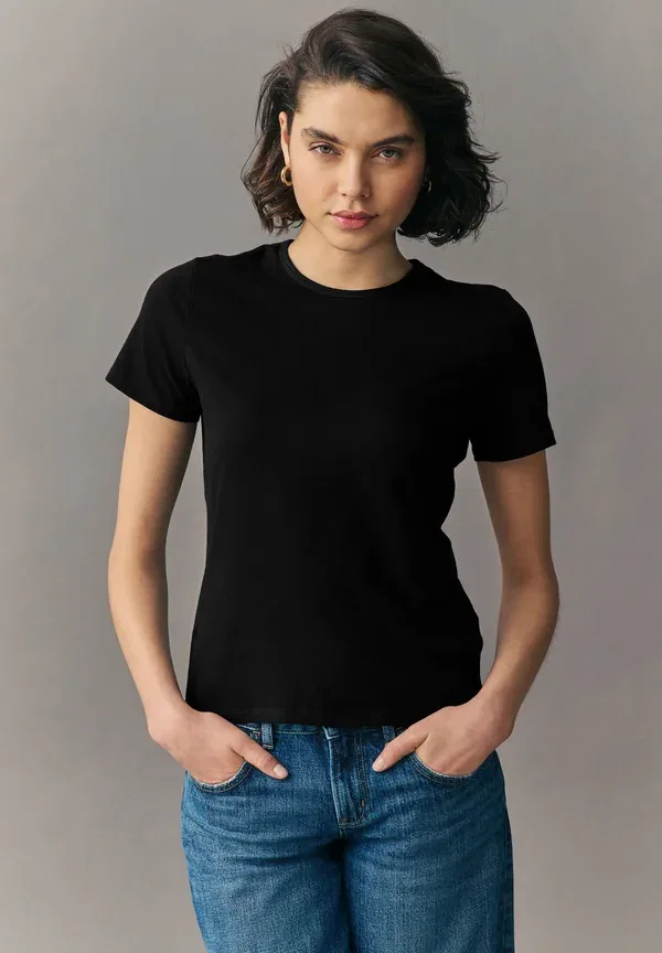 Футболки комплект 3 шт, хлопок, Basic T-shirt, Next White Raspberry, белый/голубой — фото 2